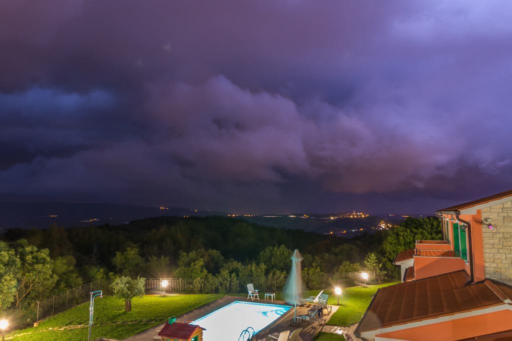 Apartments Athos Rabac Buitenkant foto